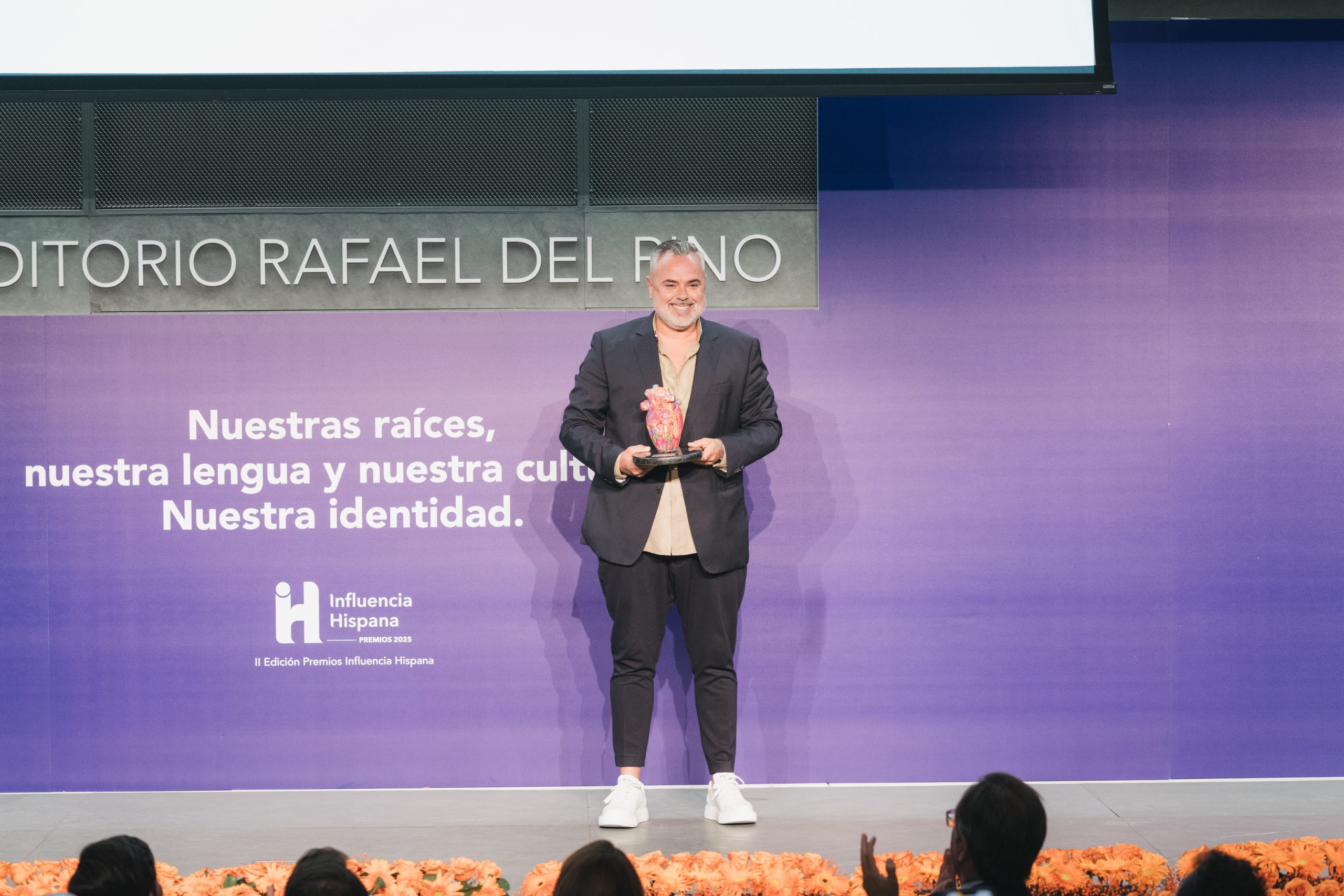 8a56e6b3-48fa-4eaa-bfff-3ab8c03bd294